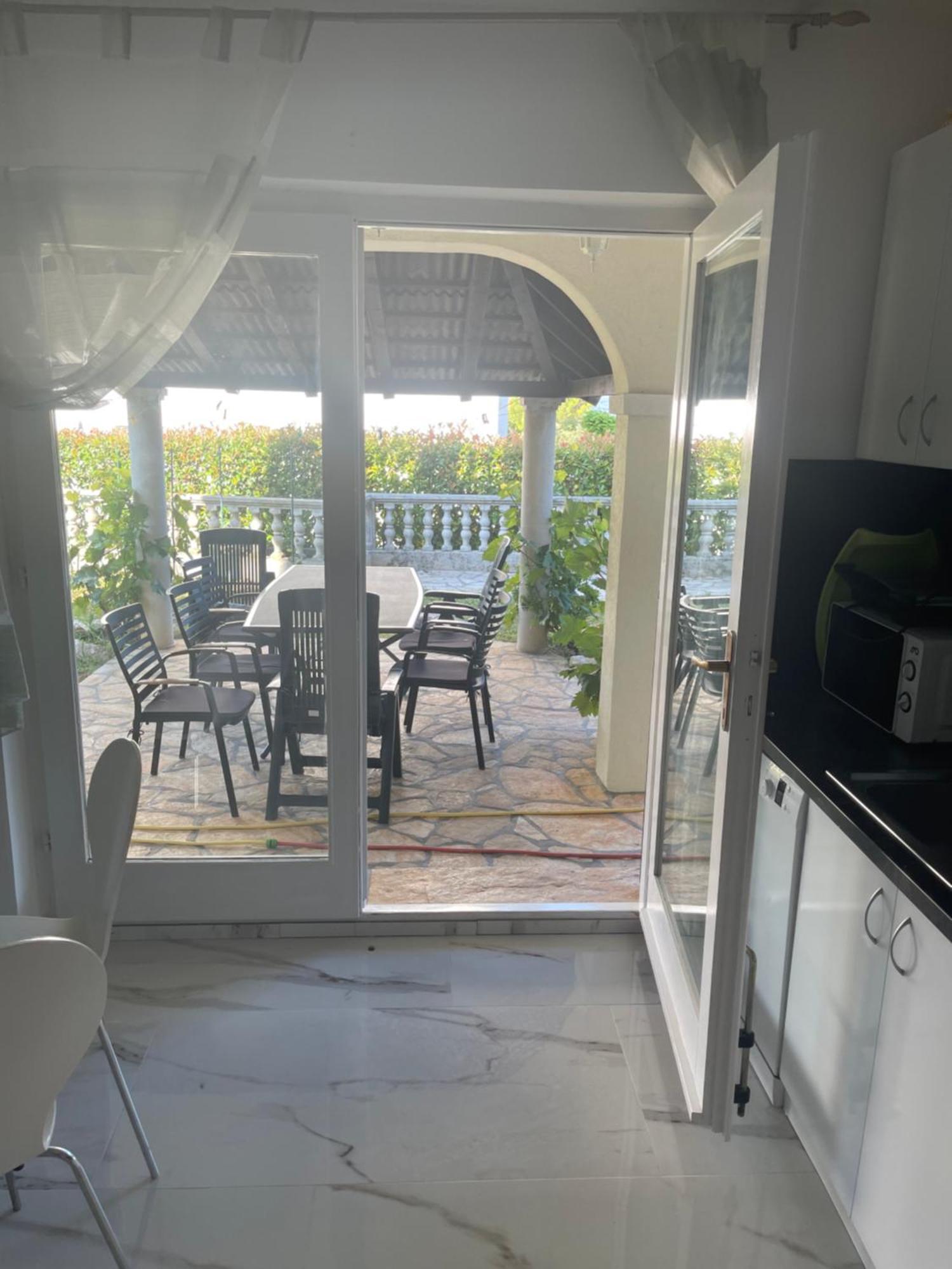 Holiday Home 1 比比涅 外观 照片