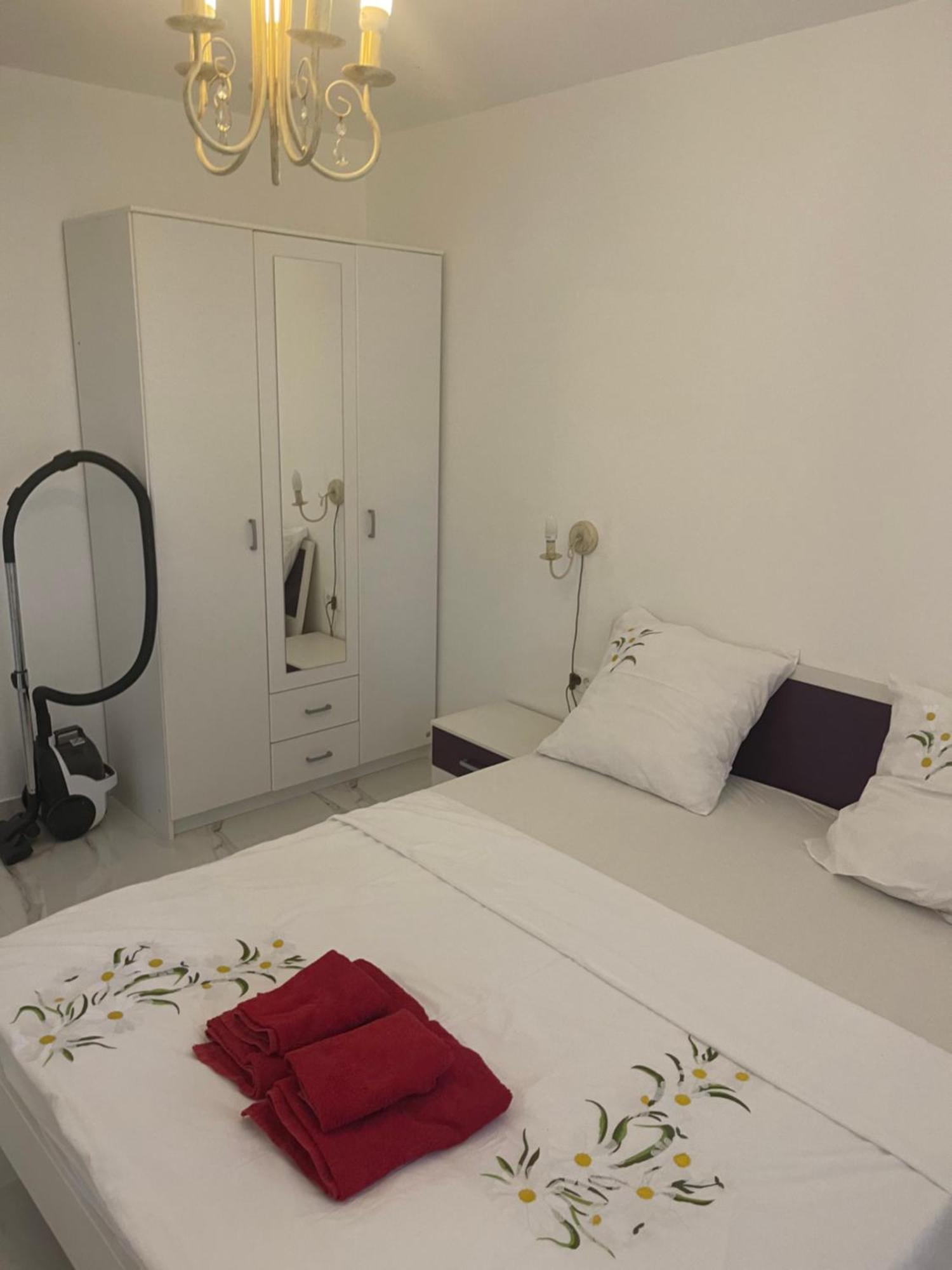 Holiday Home 1 比比涅 外观 照片