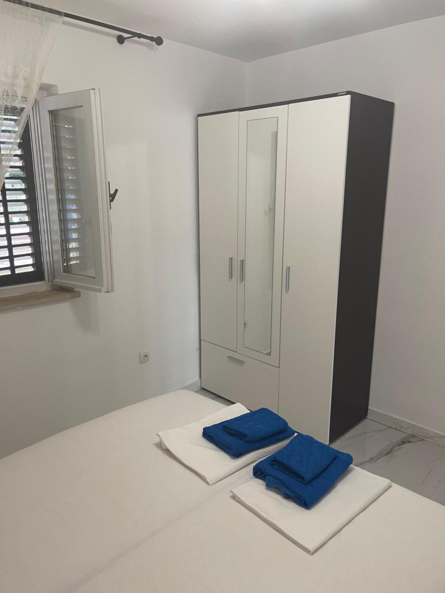 Holiday Home 1 比比涅 外观 照片