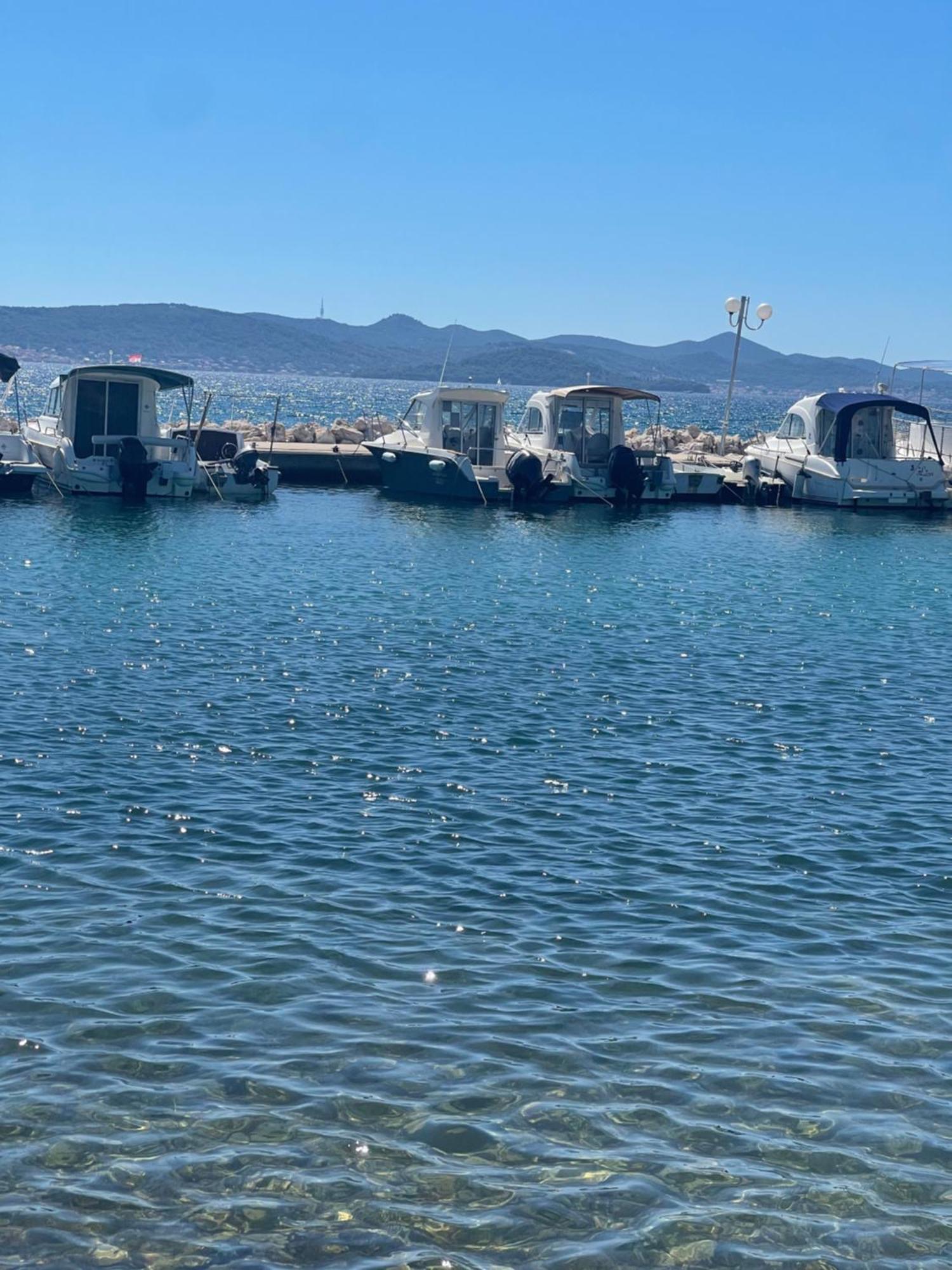 Holiday Home 1 比比涅 外观 照片