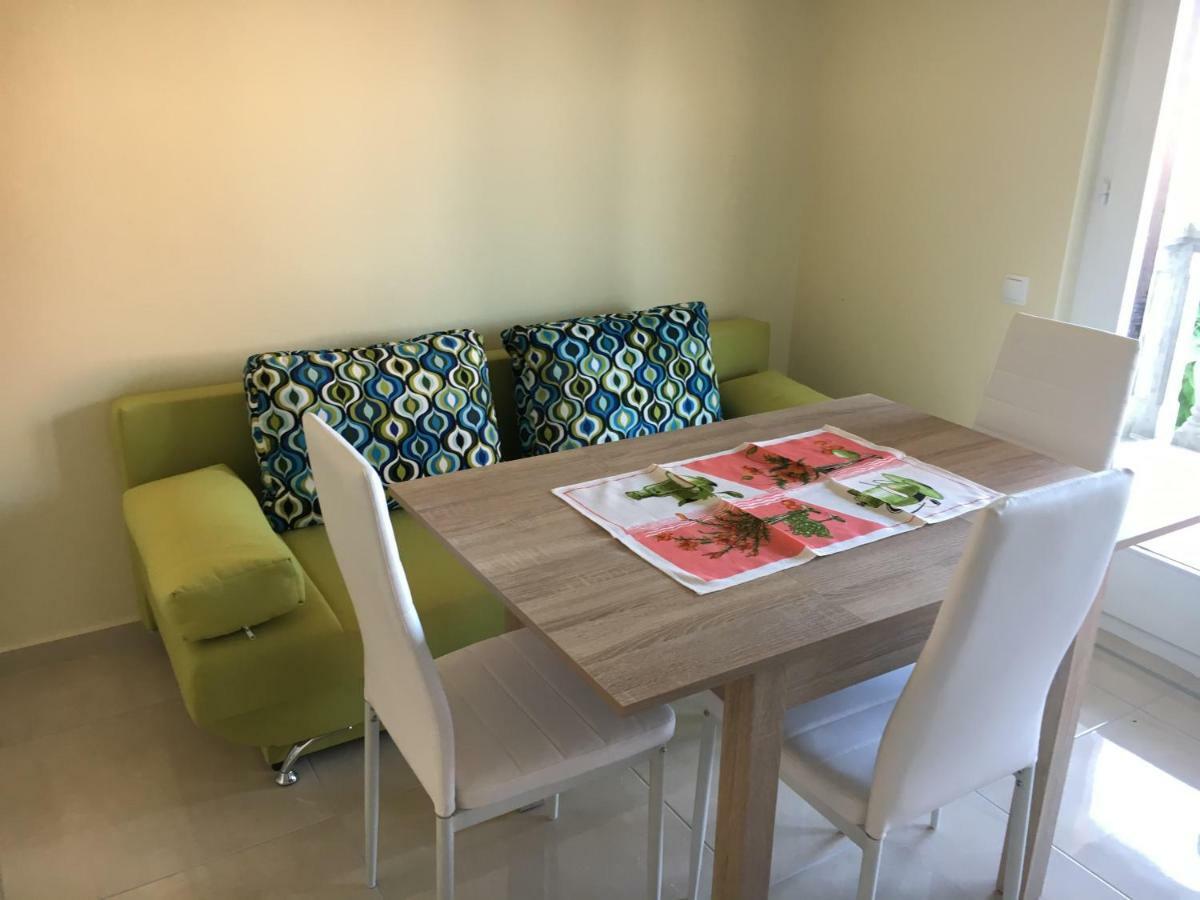 Holiday Home 1 比比涅 外观 照片