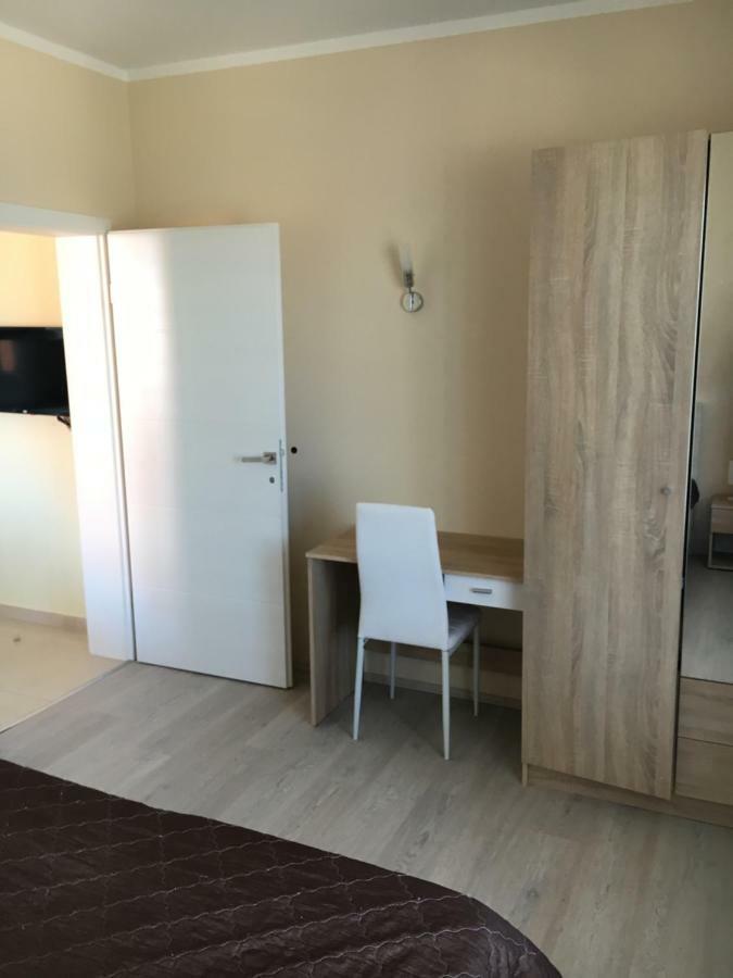 Holiday Home 1 比比涅 客房 照片